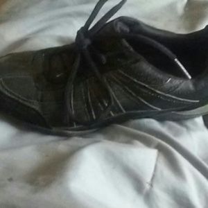 Designer Black Sneackers by Danskin